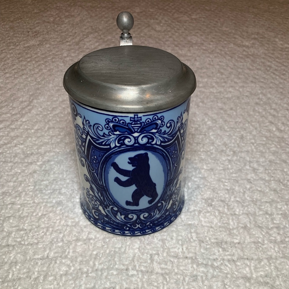Authentic German Stein Blue and White Excellent Condition